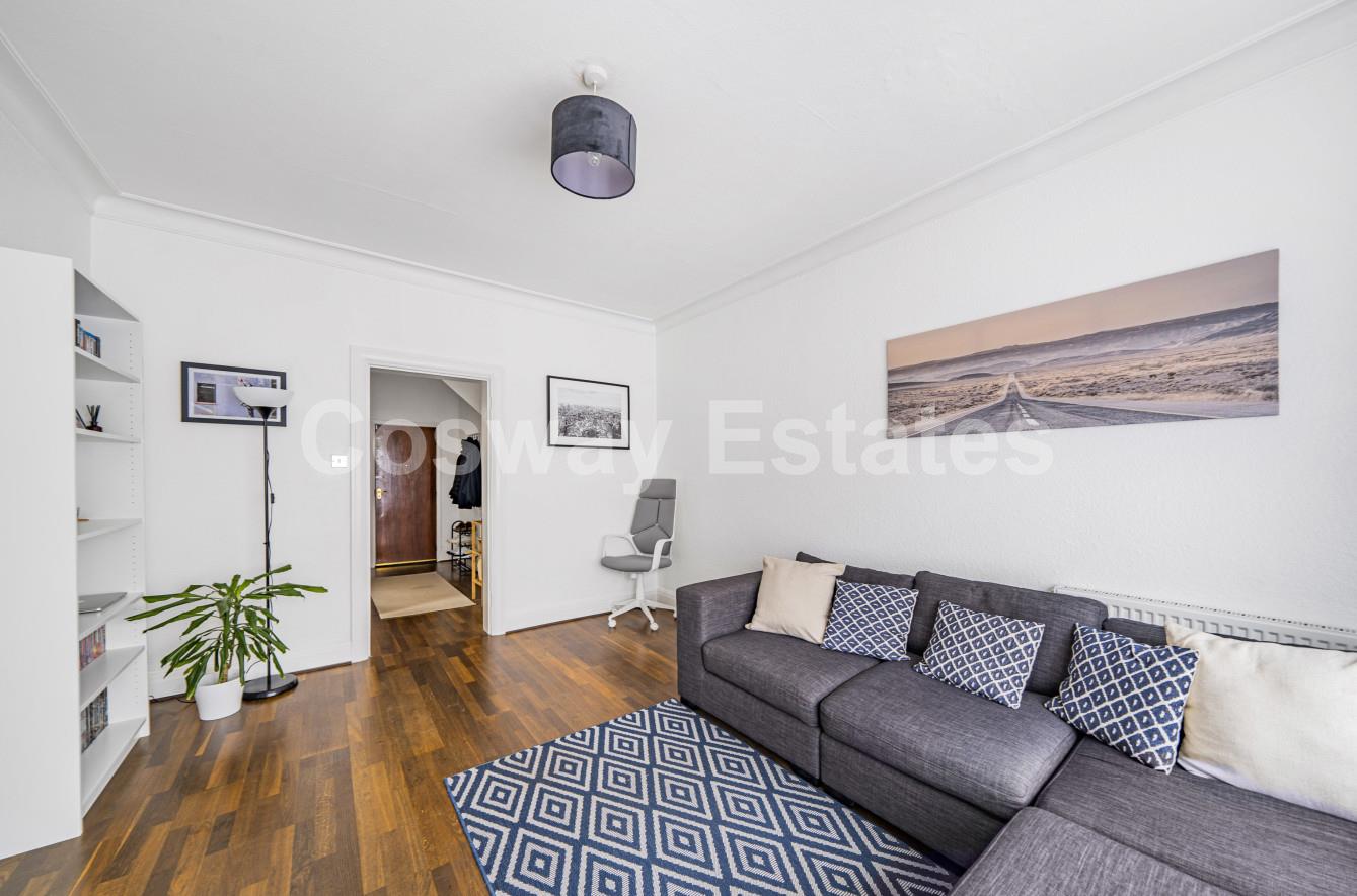 Fairfield Crescent, HA8, Edgware